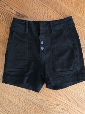 Judy Blue Women's High-Rise Button-Front Black Shorts